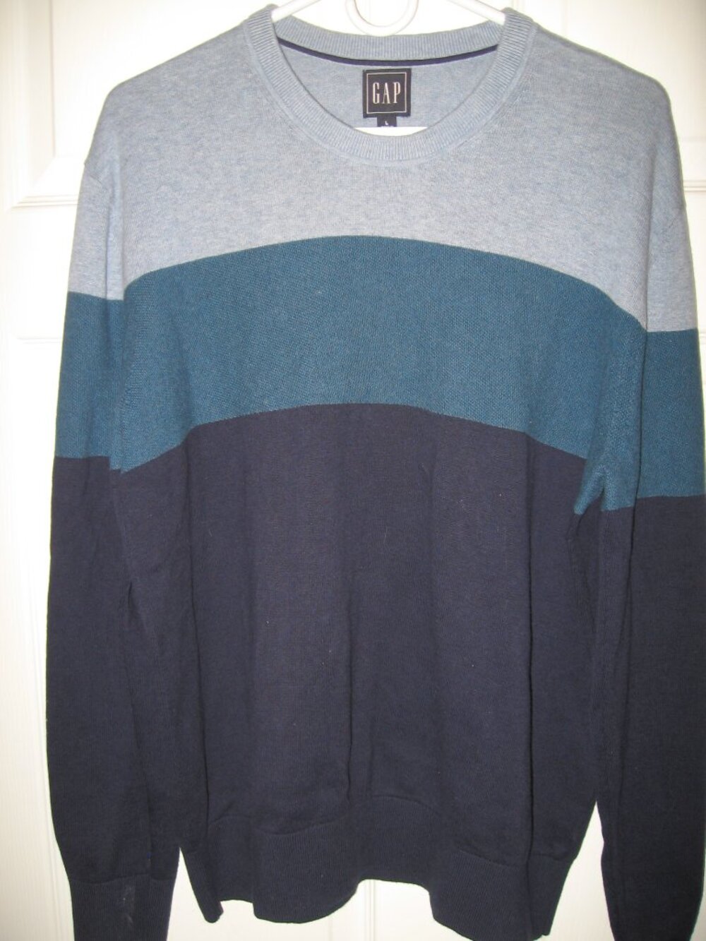 Gap Crew Neck Pullover Sweater Men's Large Gray Blue Black Colorblock